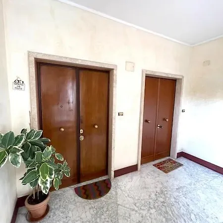 Domus St Peter Apartment *